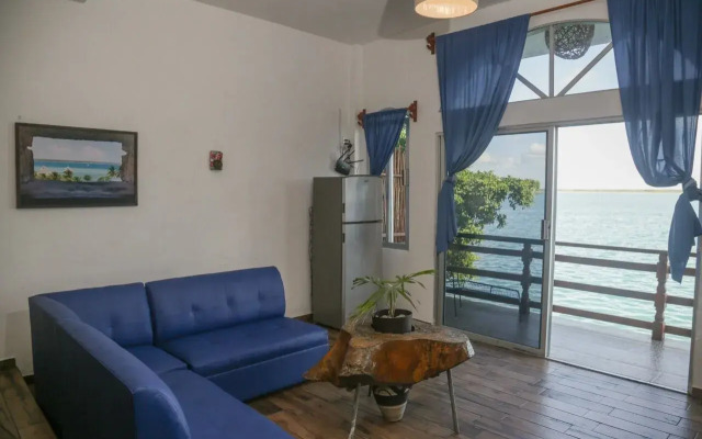 Seven Blue House Village & Lodge