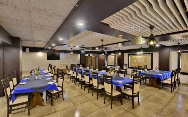 Hotel puneet international