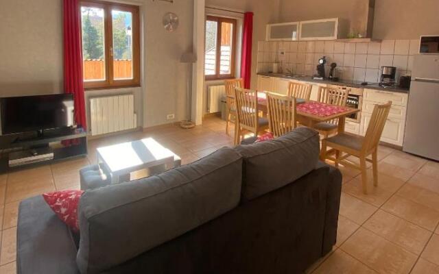 MUSCAT - Coquet 2 pièces au pied du vignoble