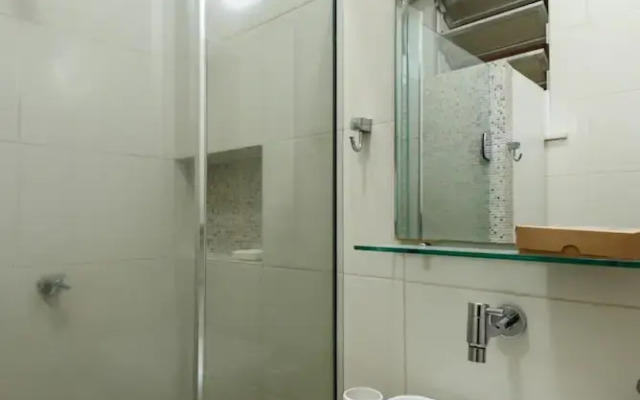 Peace in Copacabana Forest View Br1009