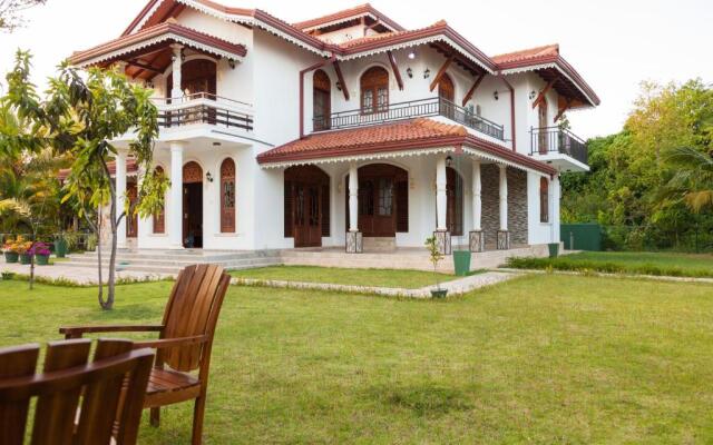 Sri Lagoon Villa