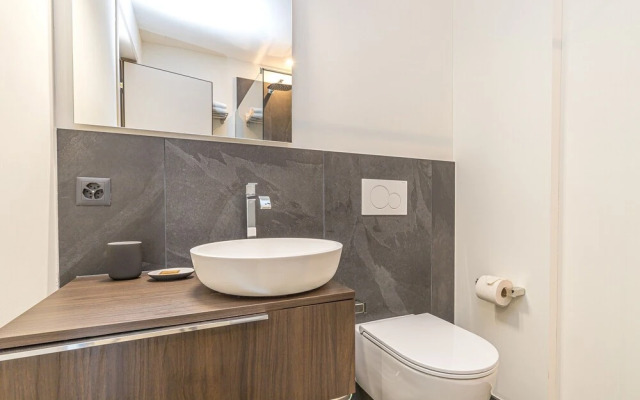 Icon H 201 Suite Micro-living