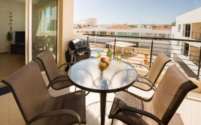 SEABREEZE APARTMENT 200m away from the sea