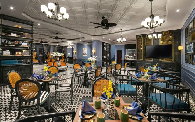 The Secret HaLong Hotel