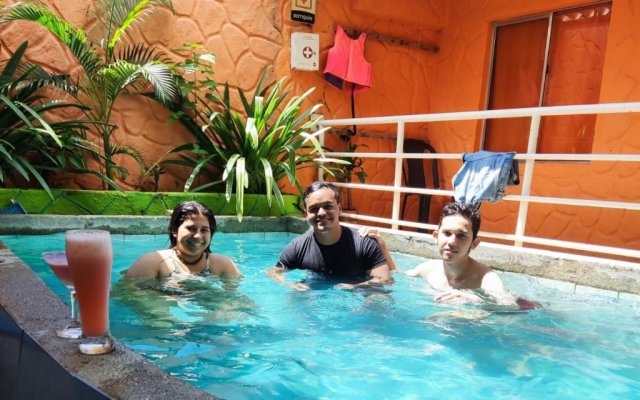Hotel Taganga Dive Inn
