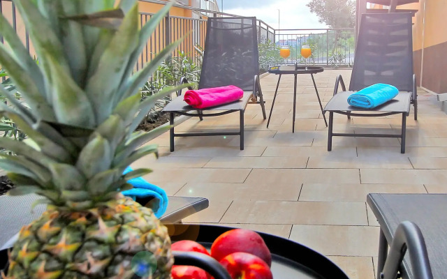 Bacan Family Apartments