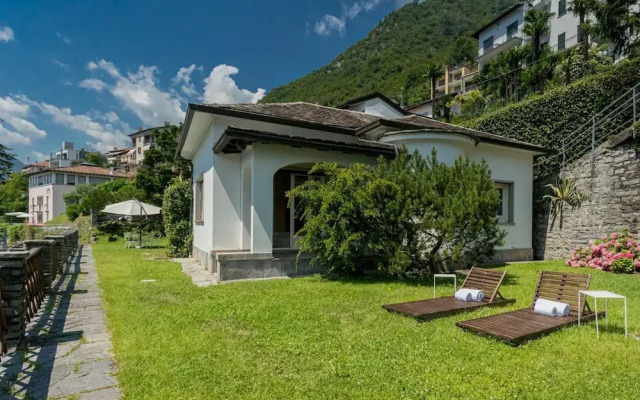 Sala Comacina Villas