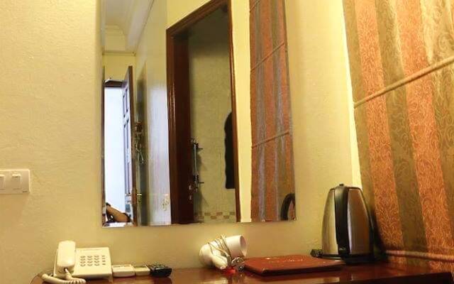 Hanoi Van Xuan Hotel