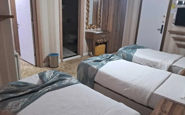 Crystall Hotel