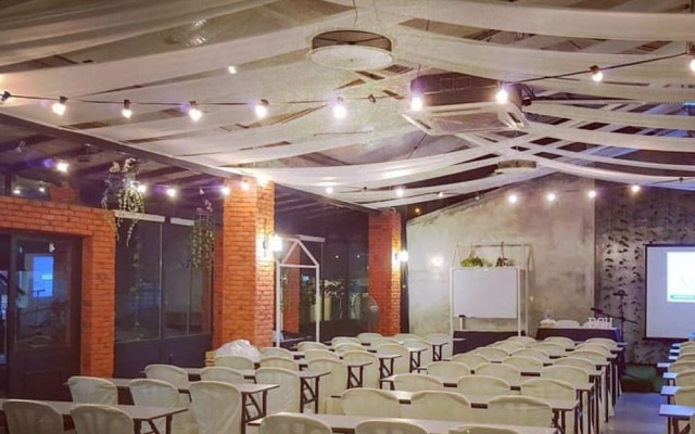 Spot On 90064 Bgh Hostel Lama