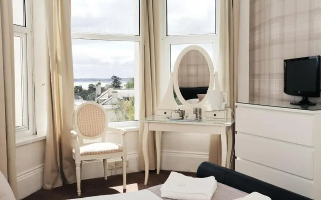 Nethway Hotel