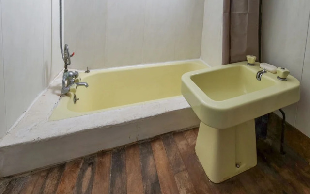 Traditional Holiday Home in Brinon sur Beuvron