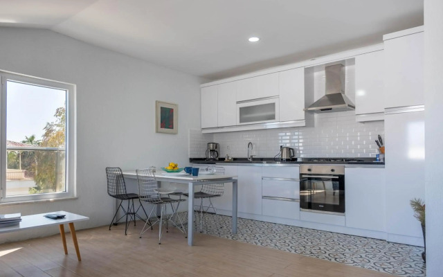 EV Apartments