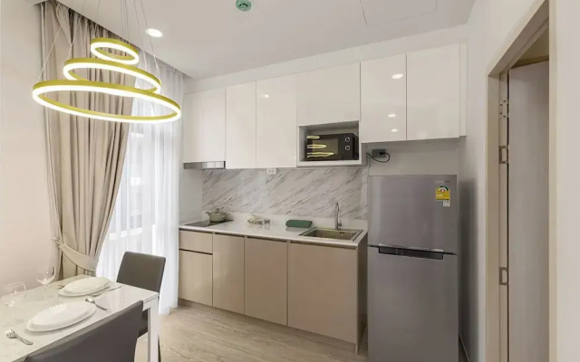 One bedroom Palmetto Condo Karon A309
