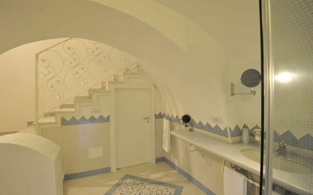 Surriento Suites