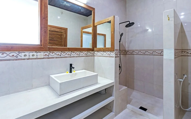 Kanna Seafront Estate