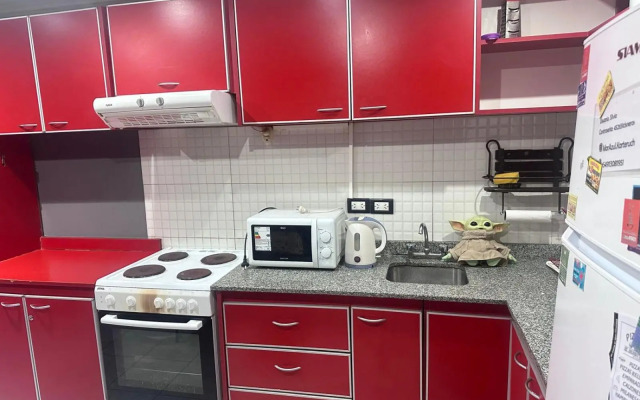 rojo 2 cuadras del mar