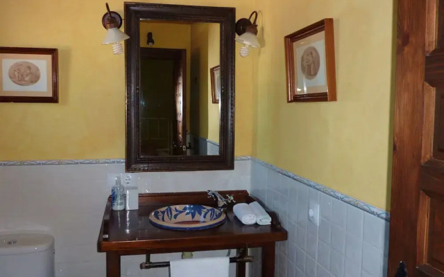 Leisure Meets Tranquility in Beautiful Villa Near Forest