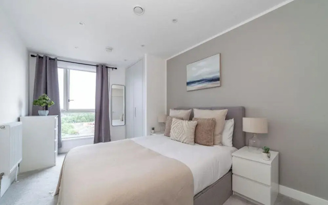 The Colindale Luxury Apartment