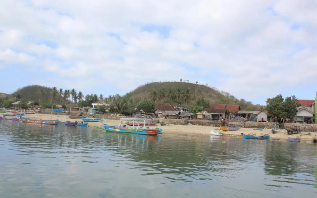 Duyung Rooms and Resto