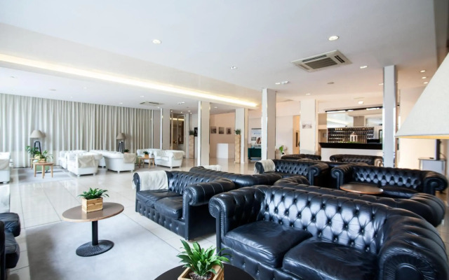 Oxygen Lifestyle Hotel