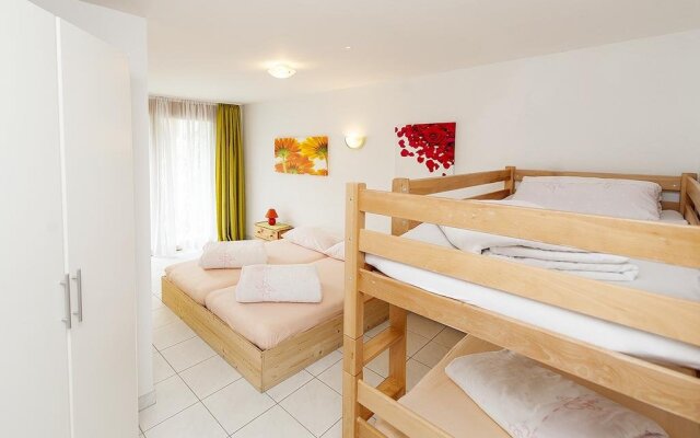 Ferienwohnung Cuntera