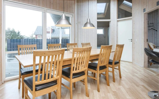 10 Person Holiday Home in Harboore-by Traum