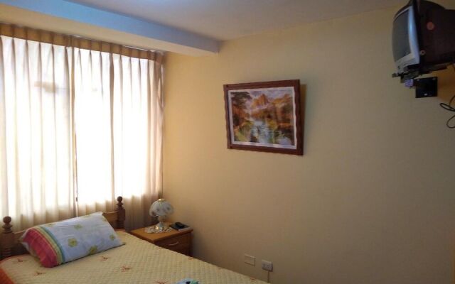 Hostal Vista al Lago