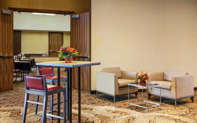 Courtyard Calgary Airport