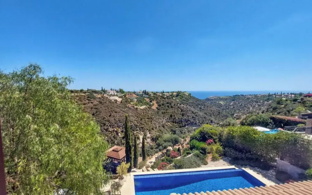 Aphrodite Hills Superior Villa 0100