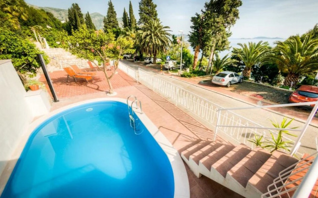 Guest House Villa Nina