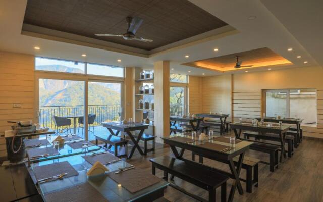 Shola Crown Resort - Munnar