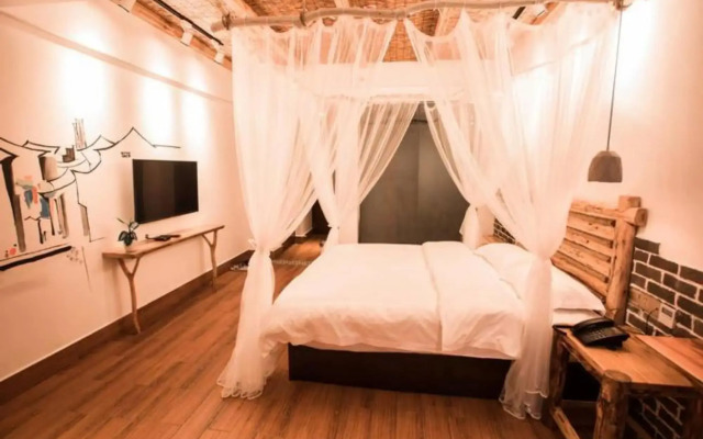 Zhangjiajie Interval Time Travel Inn