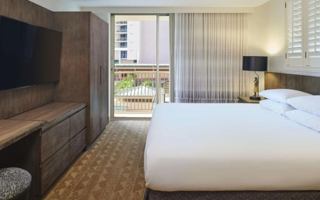 Embassy Suites by Hilton Waikiki Beach Walk