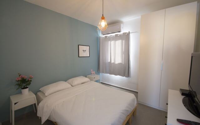 Holiday Apartment Alona