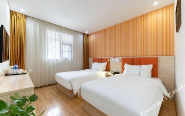 Super 8 Hotel (Chengdu Qingyang Palace Provincial Hospital Subway Station)