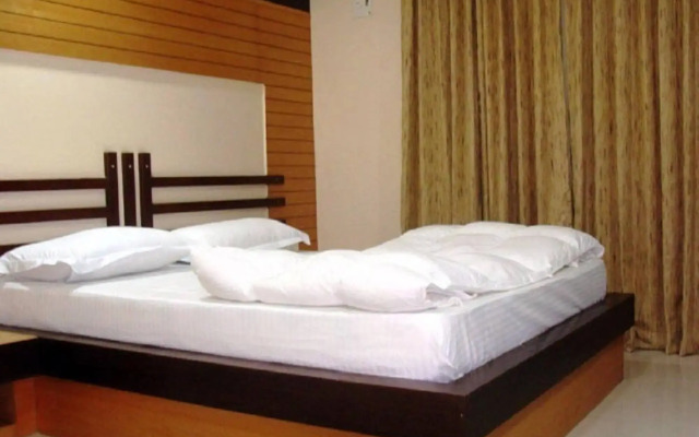 Hotel Hilltop International