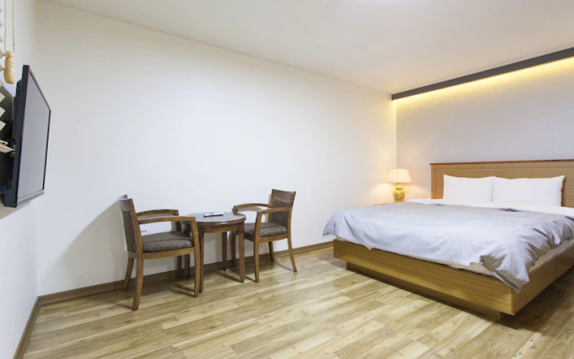 The Hotel Business Gangneung