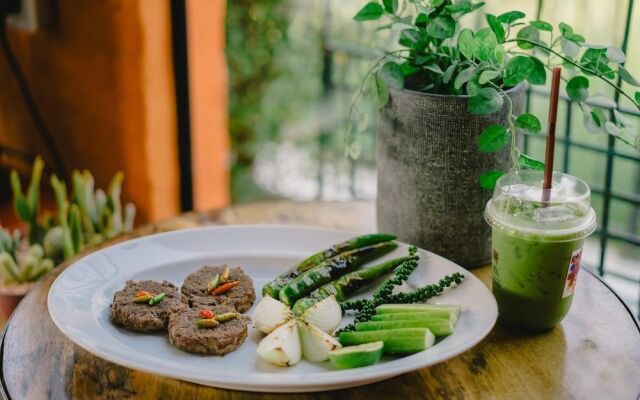 Frida Friday Boutique Hotel