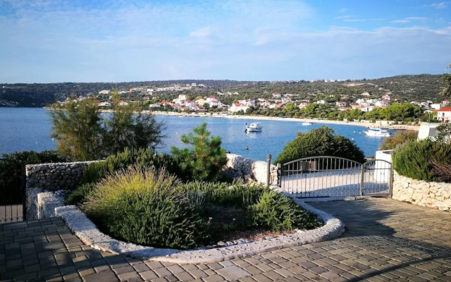 Tih - 20 m From sea - A1 Ruzmarin
