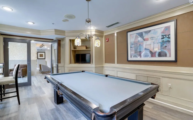 Spacious 2BR Condo at Ballston