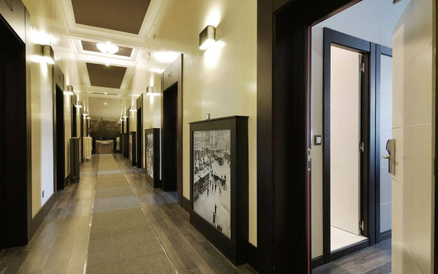 Alhambra Suites