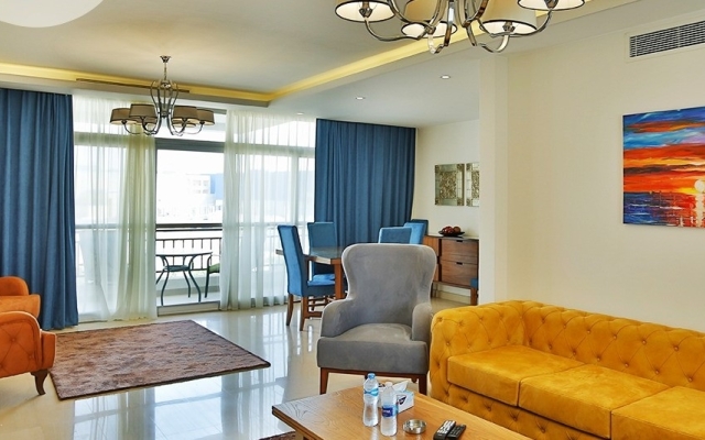 VESTA  - Luxury APT - 2BR - CFC