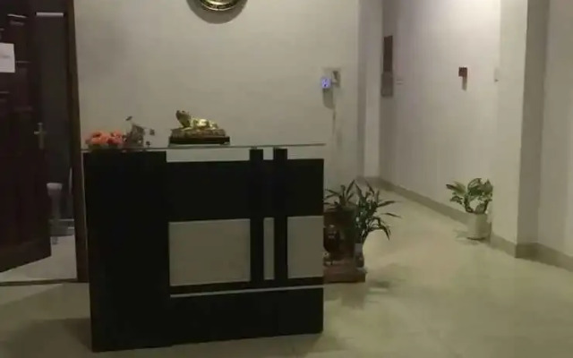 South Flower Hotel