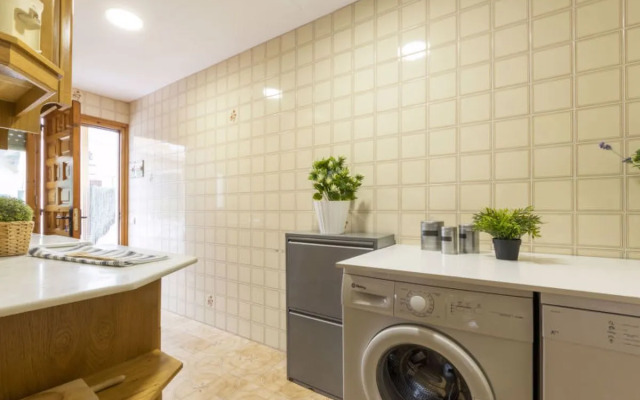 House Lucky Deltebre