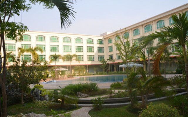 San Jiang Grand Hotel