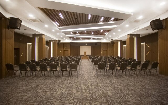 Pırıl Hotel Thermal & Beauty SPA