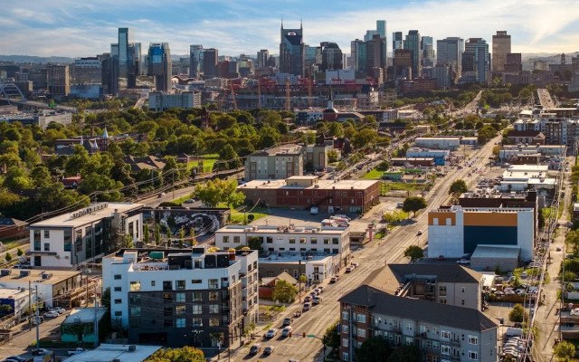 The Carter 305 by Avantstay 4BR Balcony