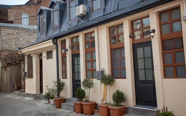 Old - Gold Plex Apart hotel