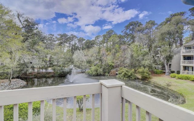 Lighthouse Tennis 2407